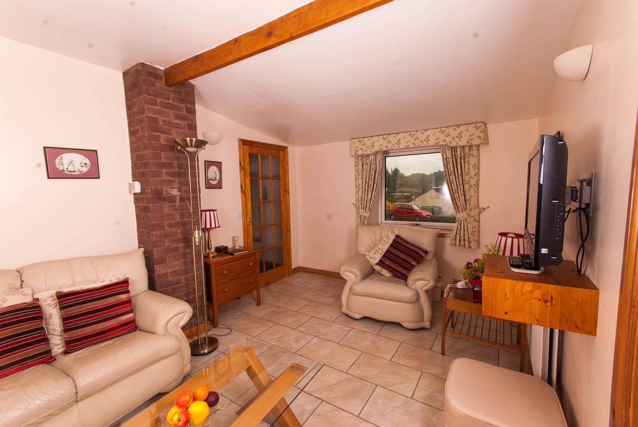 Greyfield Farm Cottages Farmborough Dış mekan fotoğraf